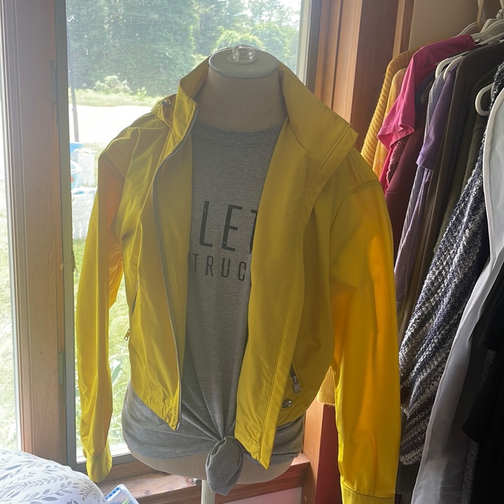 COACH Cropped Zip Up Rain Jacket, Bright Yellow, Size: M LIKE NEW!